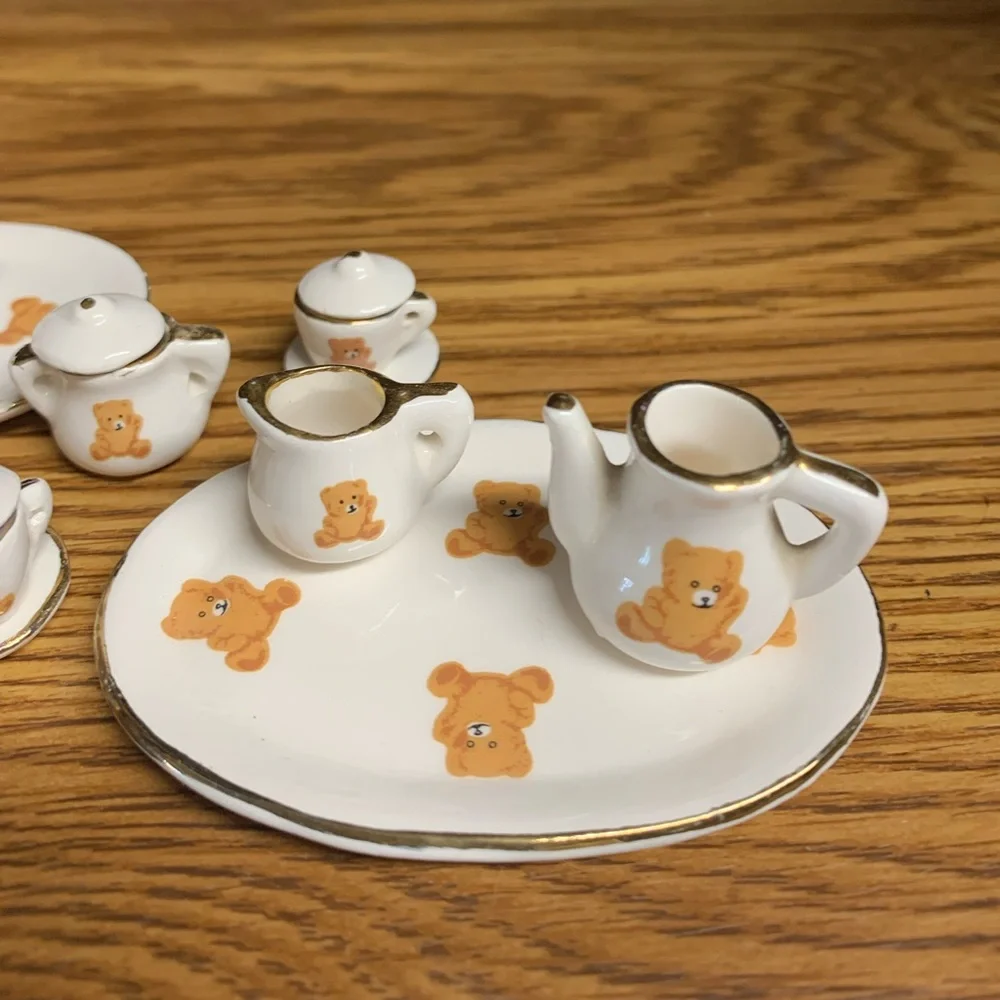 Miniature Teddy Bear Tea Set - Picture 2 of 3